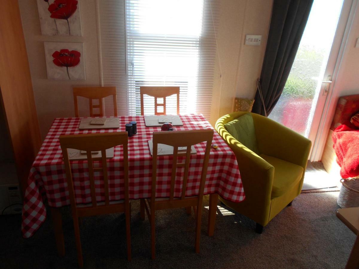 Six Berth Caravan The Wolds Ingoldmells Skegness Villa Exterior photo